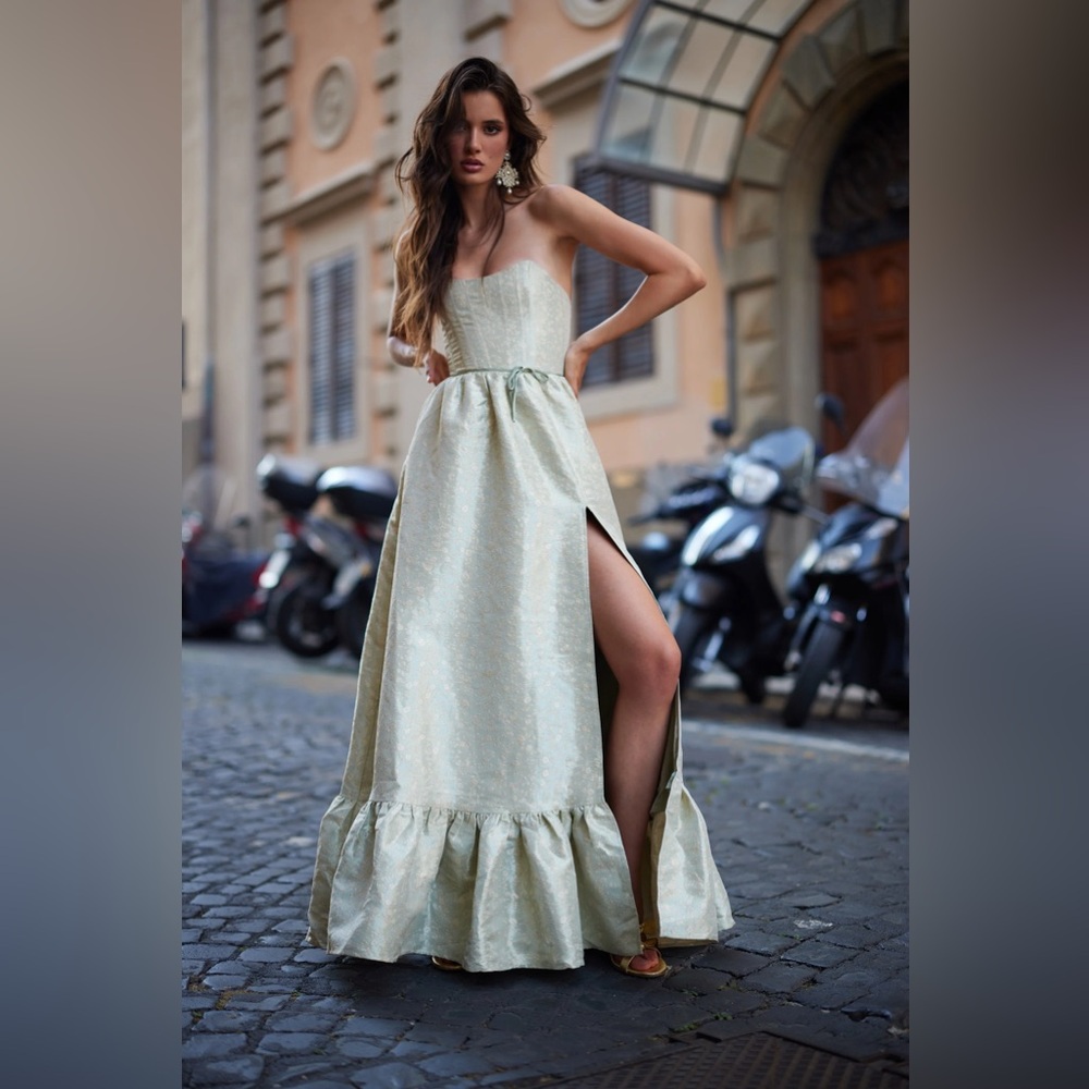 V. Chapman The Charlotte Dress in Sage Duchess